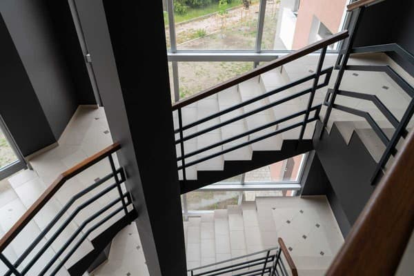 Dynamo Hotel 2