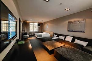 Готель EVE BOUTIQUE LAKEFRONT RESORT. Делюкс двомісний з терасою 1