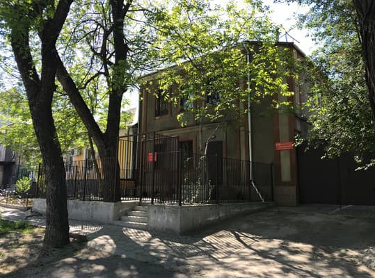 FOX Hostel 5