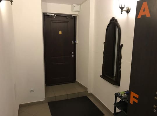 FOX Hostel 18