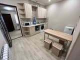 FOX Rooms 90 5