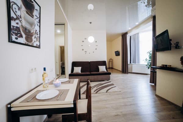 Family House 33