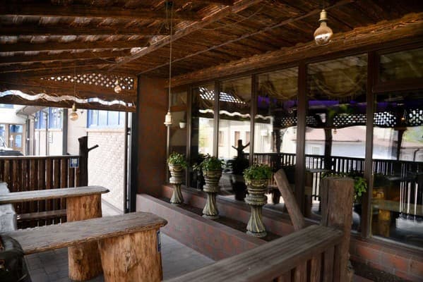 GT. HOTEL 7
