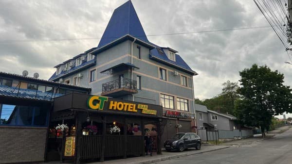 GT. HOTEL 8