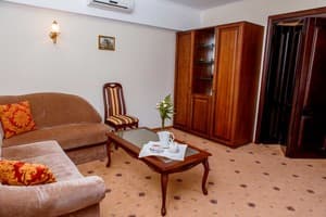 Отель Галицька корона. Люкс двухместный  6