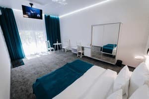 Отель Гостевия. Делюкс двухместный с ваной 3-й корпус 1