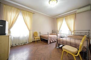 Отель Гостевой двор. Стандарт трехместный  6