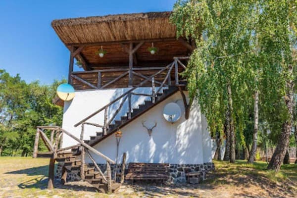 Гостиный двор на хуторе Крещатик 13