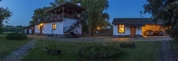 Гостиный двор на хуторе Крещатик 34