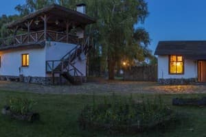 Гостинний двір на хуторі Хрещатик 34