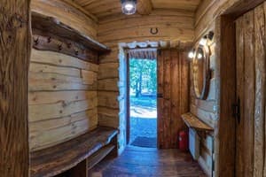 Частная усадьба Гостиный двор на хуторе Крещатик. Коттедж 4-местный с 2 спальнями 4