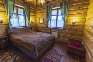 Частная усадьба Гостиный двор на хуторе Крещатик. Коттедж 4-местный с 2 спальнями 9