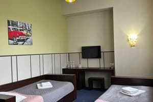 Отель Государь. Комфорт трехместный  2