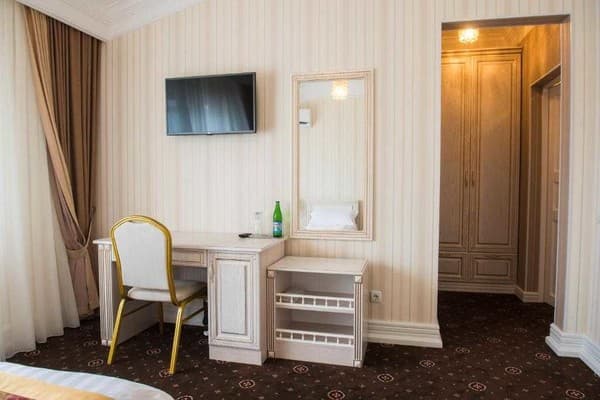 Grand Aristocrate 8