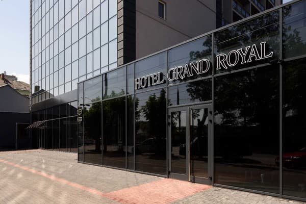 Grand Royal 8