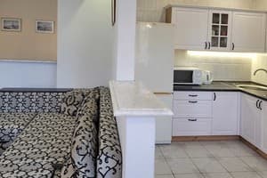 Квартира Home Hotel ул. Пушкинская, 2/7. Апартаменты 4-местный Трёхкомнатная квартира, ул. Пушкинская, 2/7 10