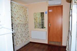 Хостел Hostel DOM. Место в мужском 8-местном номере  3