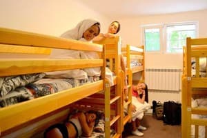 Хостел Hostel Light. Место в общем 10-местном номере  3