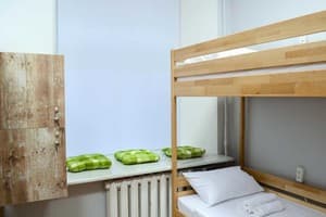 Хостел Hostel51 . Место в общем 10-местном номере  2