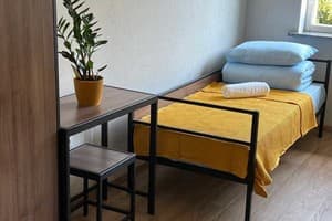 Отель Hostel+H. Место в общем двухместном номере  2