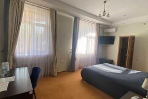In hotel 4