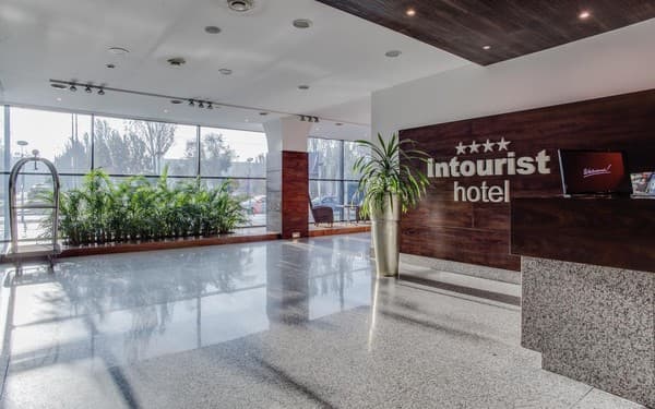 Intourist Hotel 1