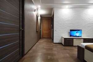 Квартира KR Apartments ул. Соборности, 29. Люкс 4-местный Квартира в центре по Соборнасти 29 8