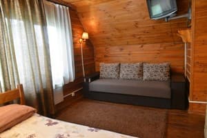 База отдыха Казацкий Стан. Коттедж 4-местный  1