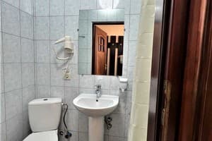 Отель Корал. Одномісний номер з душом 2