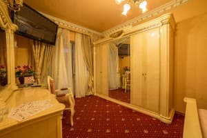 Отель Коралл. Люкс двухместный  5