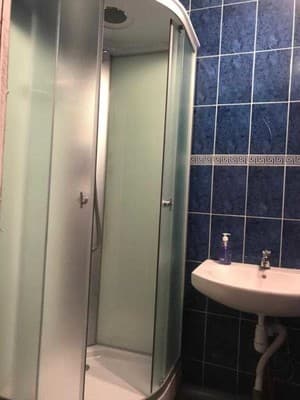 Kosher Hostel 13