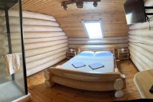 Отель Кот Баюн и Кривенькая уточка. Люкс двухместный с балконом 3