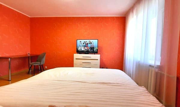Красное и белое,Alex Apartments (бесконтактное заселение 24/7) 6