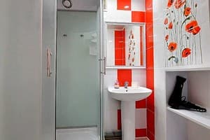 Квартира Красное и белое,Alex Apartments (бесконтактное заселение 24/7). Апартаменты 4-местный Красное и белое. Alex Apartments 8
