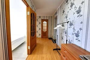 Квартира Красное и белое,Alex Apartments (бесконтактное заселение 24/7). Апартаменты 4-местный Красное и белое. Alex Apartments 14
