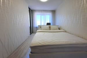 Квартира Красное и белое,Alex Apartments (бесконтактное заселение 24/7). Апартаменты 4-местный Красное и белое. Alex Apartments 15
