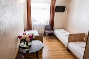Отель Лагуна. Стандарт трехместный старый корпус 1