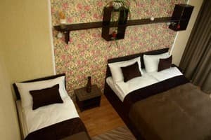 Отель Леон + колыба