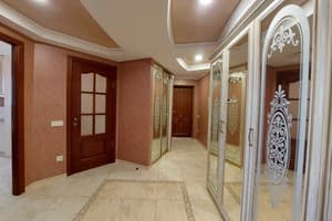 Квартира Луцк сутки Классический Люкс возле Порт-Сити. Апартаменты 5-местный  4