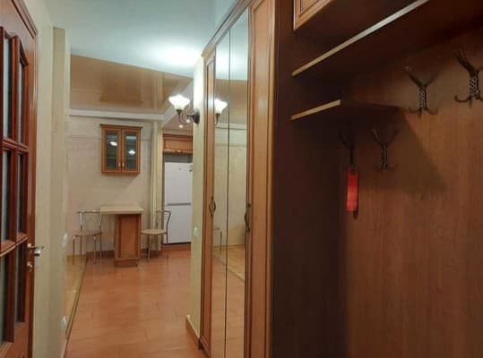 Луцк сутки Студия возле Авангарда 3