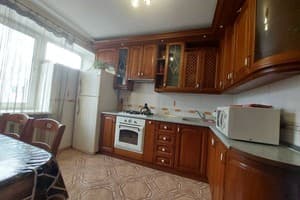 Квартира Луцк сутки Трехкомнатные на Сухомлинского. Апартаменты 8-местный  7
