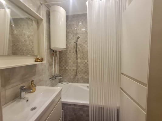 Lutsk Apartment возле автостанции, ул. Кравчука, 40 13