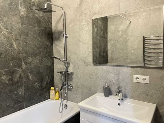 Lutsk, ул. Привокзальная, 10в 15