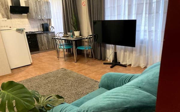 Lux Apartments ул. Архитектора Артынова 6