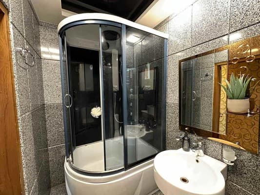 Люкс 2-ком. на ул. Казачья 1 13