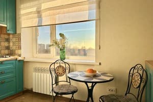 Квартира Люкс на ул. Л. Жаботинского 51. Апартаменты трехместный Люкс на Л. Жаботинского 51 9
