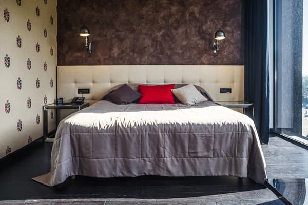M1 Club Hotel 19