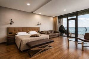 Готель M1 Club Hotel. Делюкс двомісний з терасою, вид на море 7