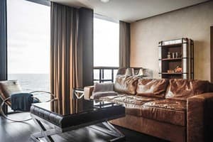 Готель M1 Club Hotel. Люкс двомісний Президентський  7