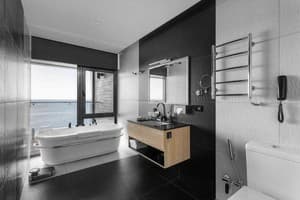 Готель M1 Club Hotel. Люкс двомісний Панорамний з видом на море 1